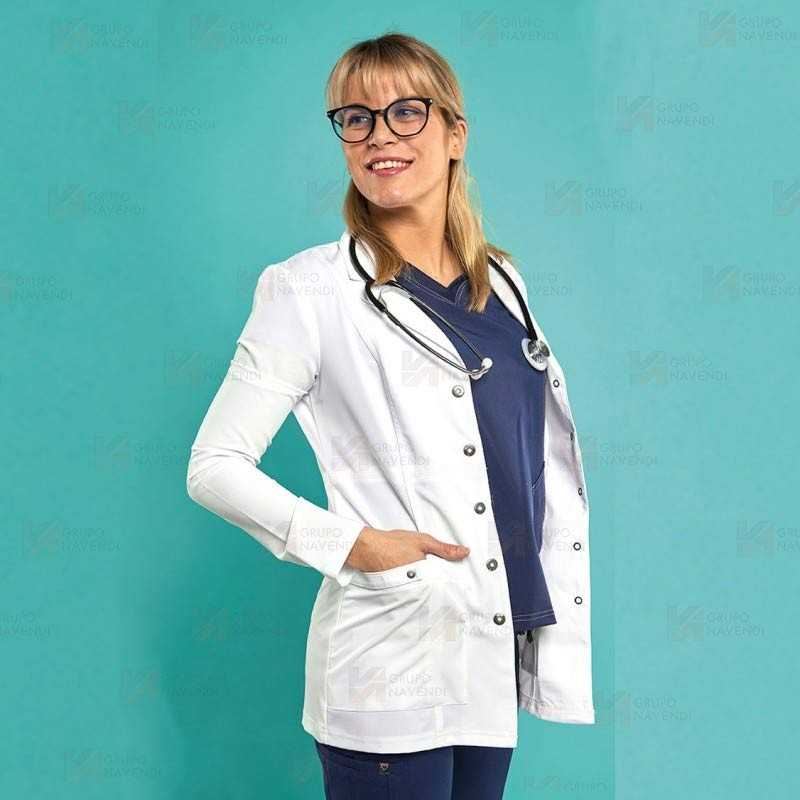 Bata americana con tejido de microfibra entallada -Mujer-