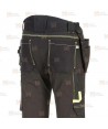 Pantalón con refuerzos y bolsillos desmontables con tejido ecológico