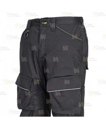 Pantalón con refuerzos, elástico especial para uso con arnés color negro