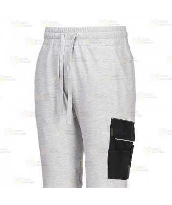 Pantalón laboral con refuerzos en rodillas y diseño deportivo