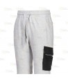 Pantalón laboral con refuerzos en rodillas y diseño deportivo