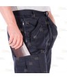 Pantalón multibolsillos con refuerzos y rodilleras color azul negro
