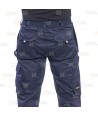 Pantalón laboral multibolsillos muy grueso y con rodilleras