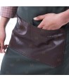 Delantal para hostelería y cocina con peto y detalles en polipiel