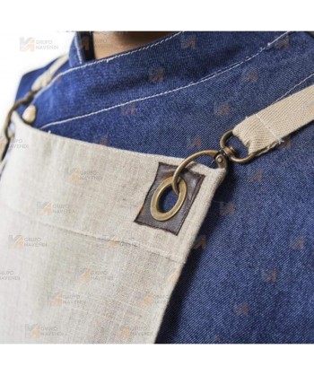 Delantal para hostelería y cocina con peto y detalles en cuero