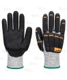 Guante antigolpes impermeable y anticorte nivel C