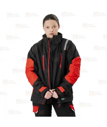 Parka bicolor acolchada y con capucha color rojo y negro