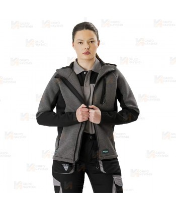 Cazadora deportiva softshell con capucha