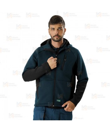 Cazadora deportiva softshell con capucha