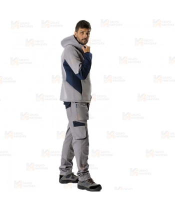 Cazadora deportiva softshell con capucha
