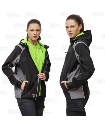 Cazadora softshell anti desgarro y capucha para actividades outdoor