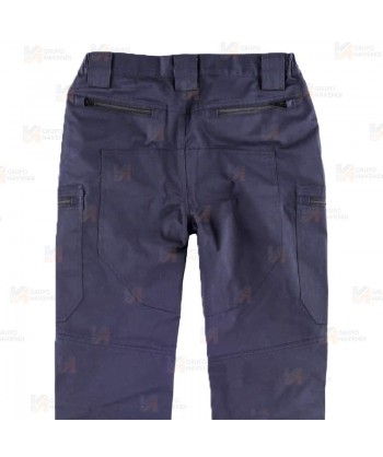 Pantalón multibolsillos con tejido elástico y trabillas anchas