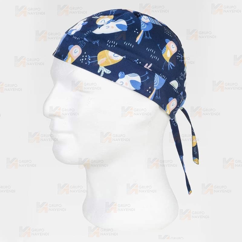 Bandana estampada con elásticos y cordones
