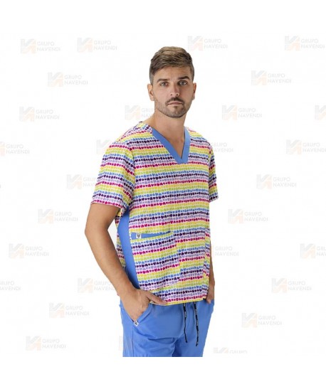 Casaca sanitaria estampada de manga corta y bolsillos