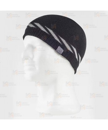 Gorro de punto con líneas discontinuas. Tejido ecológico color negro