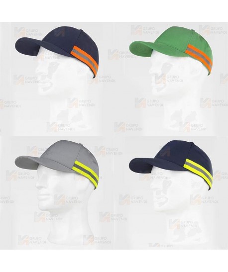 Gorra con cinta reflectante-fluorescente. Ajuste trasero con velcro.