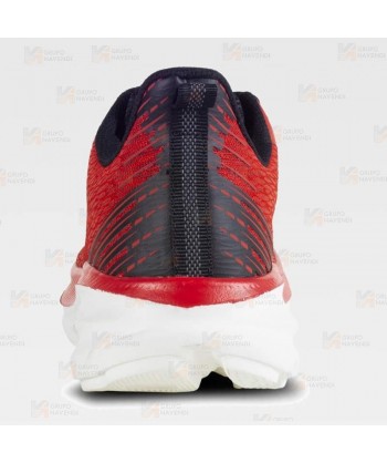 Zapatilla deportiva con cordones y suela Eva