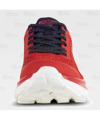 Zapatilla deportiva con cordones y suela Eva