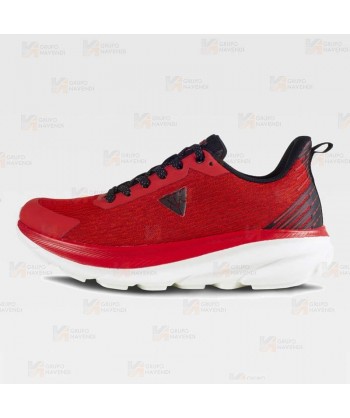 Zapatilla deportiva con cordones y suela Eva