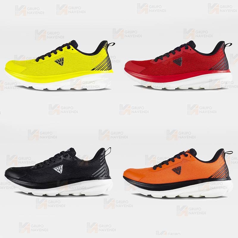 Zapatilla deportiva con cordones y suela Eva