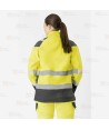 Softshell de trabajo en alta visibilidad color amarillo flúor y gris oscuro con cintas segmentadas