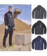 Chaqueta de cuello alto con tejido elástico combinada con tejido acolchado