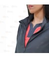 Chaqueta sanitaria de cuello alto en tejido de microfibra elástico para mujer, color gris