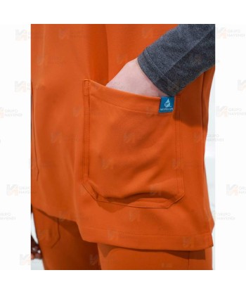 Conjunto sanitario unisex de casaca y pantalón con tejido elástico