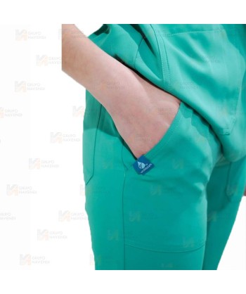 Conjunto sanitario unisex de casaca y pantalón con tejido elástico