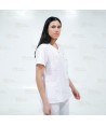 Casaca sanitaria cruzada y manga corta para mujer