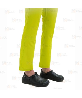 Pantalón sanitario de mujer, de campana con tejido elástico