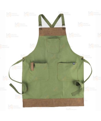 Delantal con peto en tejido canvas combinado con piel vegana color verde oliva/marrón