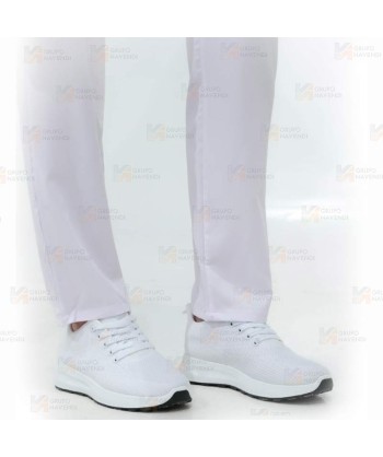 Zapatilla sanitaria de punto con cordones color blanco