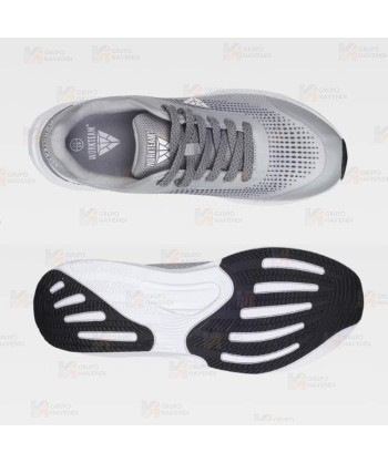Calzado deportivo con cordones y suela antideslizante