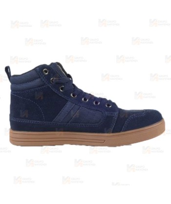 Zapatilla abotinada de serraje con cordones