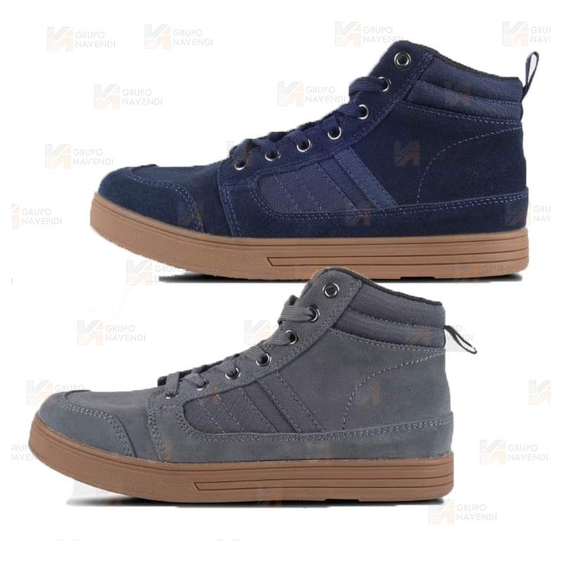 Zapatilla abotinada de serraje con cordones